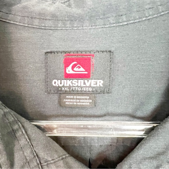 QUIKSILVER BLACK SHORT SLEEVE BUTTON FRONT SHIRT MENS SZ XXL - Picture 4 of 5